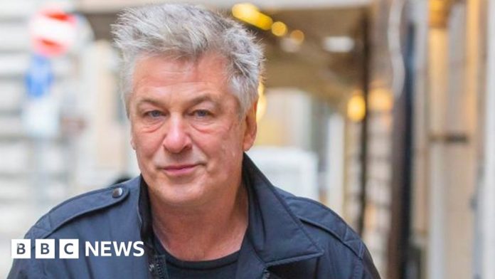 alec-baldwin:-criminal-charges-dropped-over-shooting,-say-lawyers