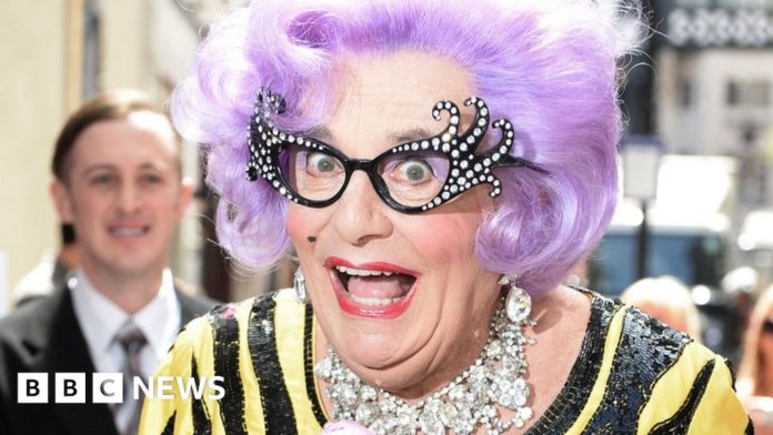 barry-humphries:-dame-edna-everage-comedian-dies-at-89