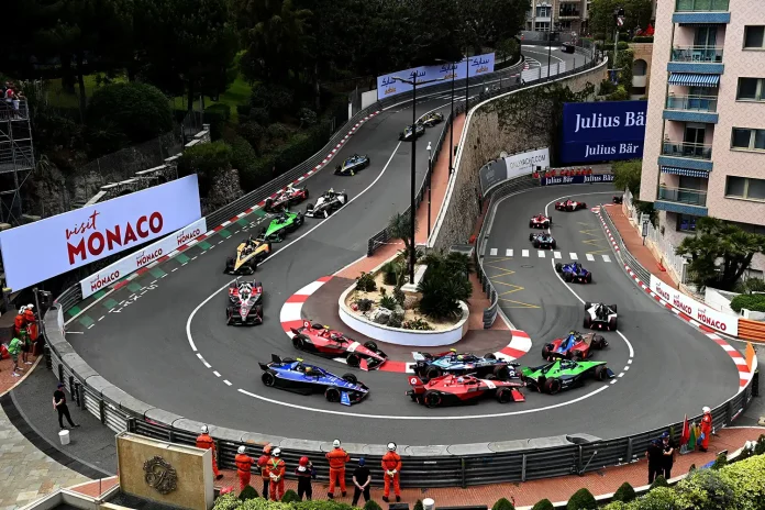 nick-cassidy-triumphs-in-monaco-to-take-formula-e-world-championship-lead