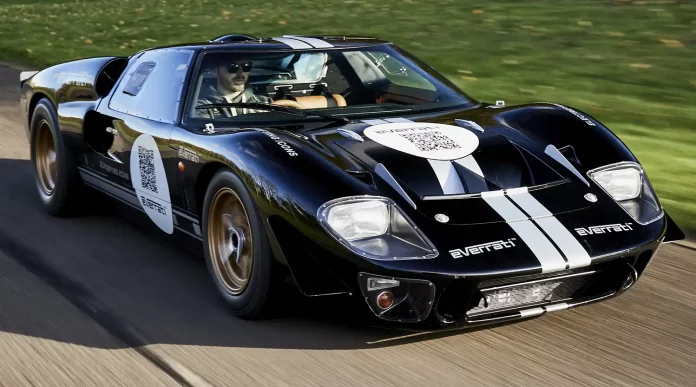 everrati-to-display-electric-gt40-at-concours-on-savile-row-alongside-exclusive-collaboration-with-clothsurgeon