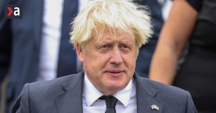 byvaly-britsky-premier-boris-johnson-sa-vzdal-funkcie-poslanca