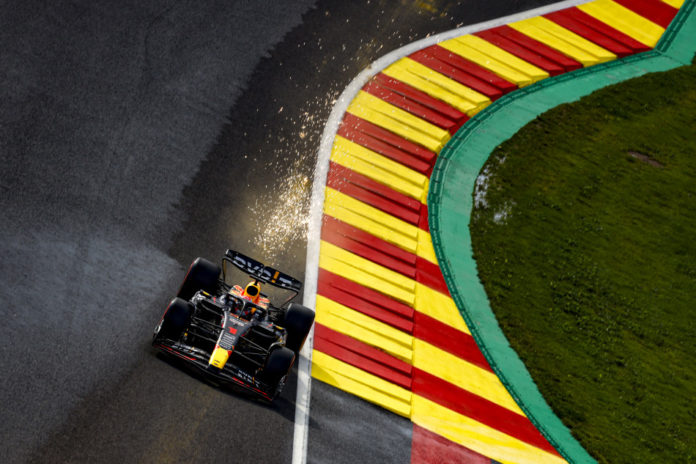 f1-–-max-verstappen-beats-oscar-piastri-to-sprint-pole-by-just-0.011s-in-tight-shootout-in-spa