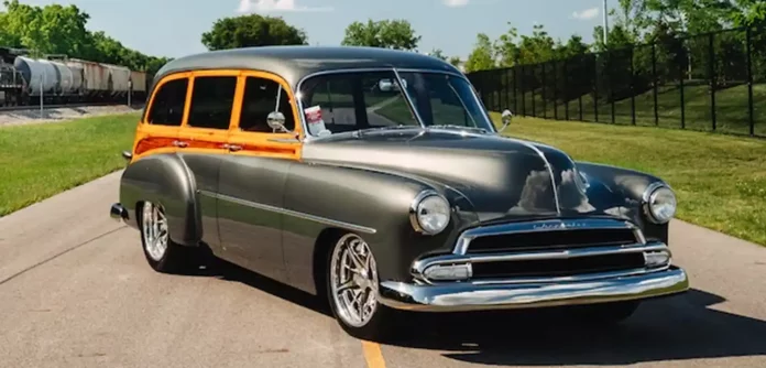 1952-chevrolet-deluxe-wagon-–-a-tin-woody-for-modern-times