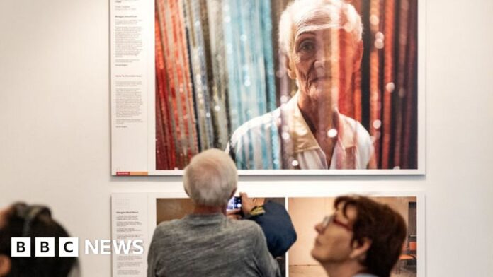 world-press-photo-exhibition:-hungary-museum-head-sacked-over-lgbt-content