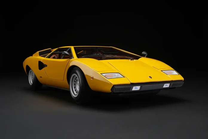 celebrating-lamborghini-past-and-present:-amalgam-unveils-new-countach-and-revuelto-models