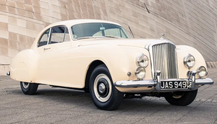 1953-bentley-r-type-continental:-a-legacy-of-luxury-and-performance