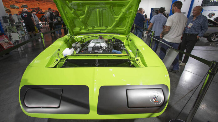 plymouth-road-runner-superbird