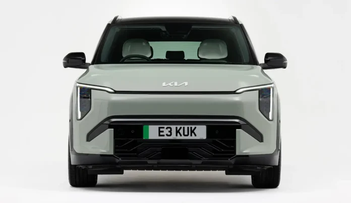 kia-ev3:-uk-pricing-and-specifications-announced