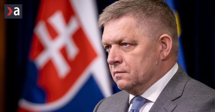 robert-fico-si-v-normandii-uctil-pamiatku-padlych-vojakov