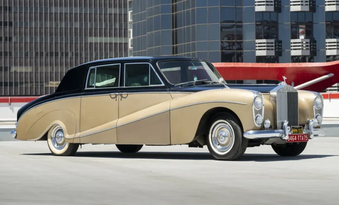 1960-rolls-royce-phantom-v-‘rivers’-limousine-by-chapron:-a-masterpiece-of-bespoke-luxury