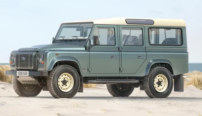 classic-landrover-defender-v8-by-works-bespoke