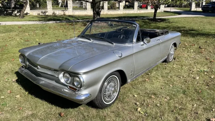 1963-chevrolet-corvair-monza-900-convertible:-an-american-icon