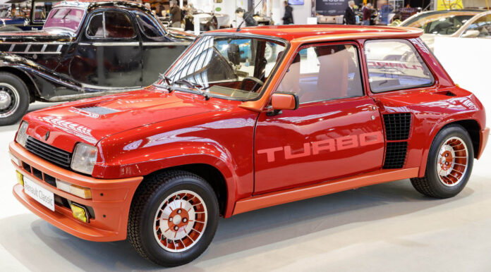 renault-5-turbo:-the-iconic-’80s-rally-bred-hot-hatch