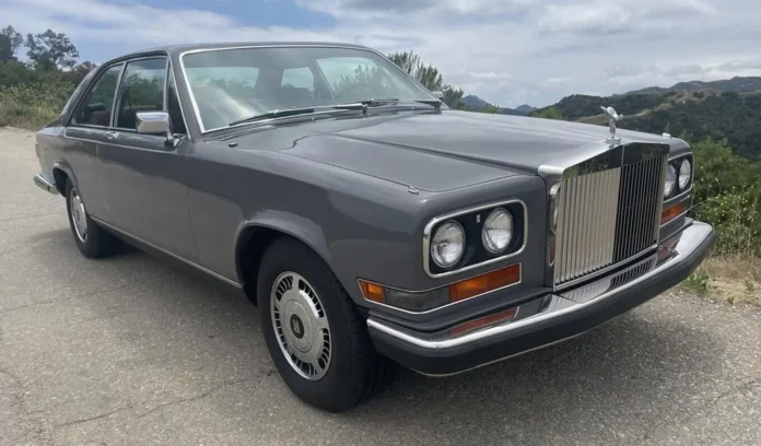 1975-rolls-royce-camargue:-elegance-in-malibu