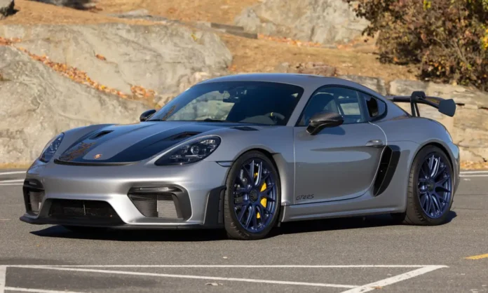 2024-porsche-718-cayman-gt4-rs-weissach:-a-true-driver’s-machine