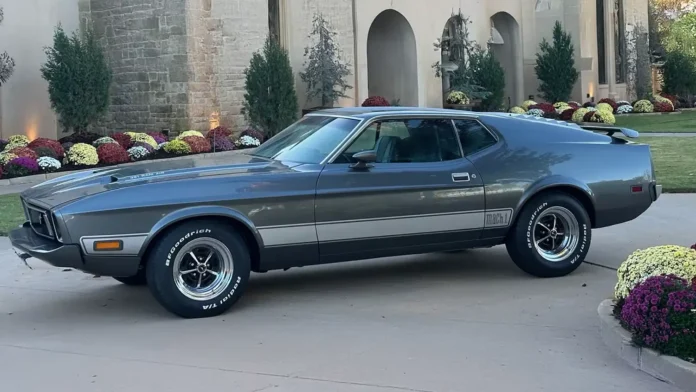 cobra-jet-power:-1973-mustang-mach-1-fastback