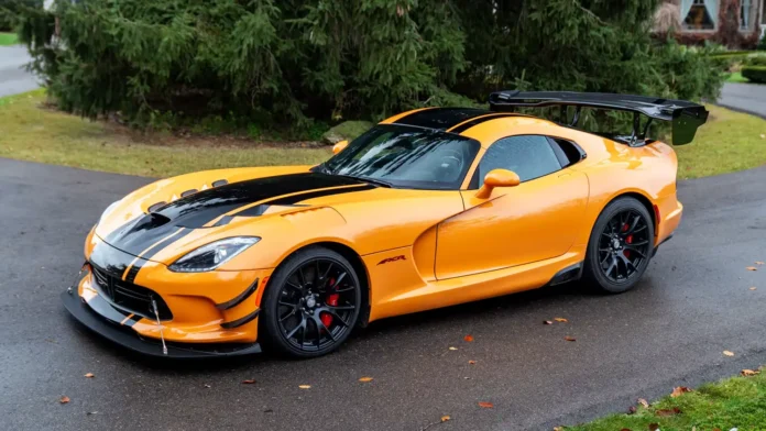 2016-dodge-viper-acr-extreme:-a-beast-unleashed