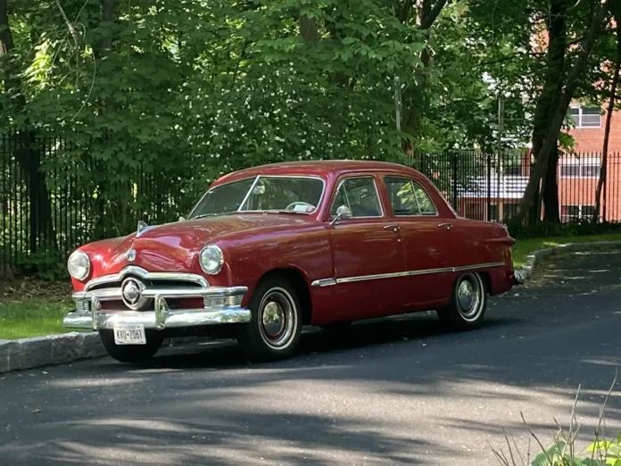 1950-ford-custom-deluxe-sedan:-a-timeless-classic-up-for-grabs