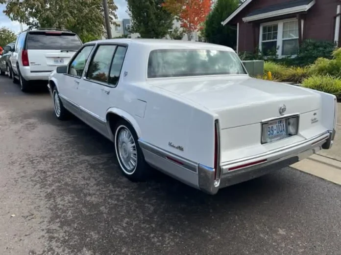 a-classic-american-luxury-sedan:-the-1991-cadillac-coupe-deville