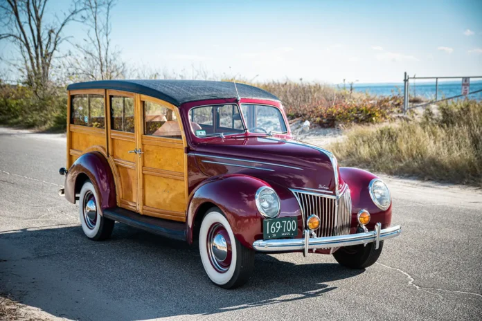 1939-ford-deluxe-woodie-station-wagon:-a-burgundy-beauty-ready-for-adventure