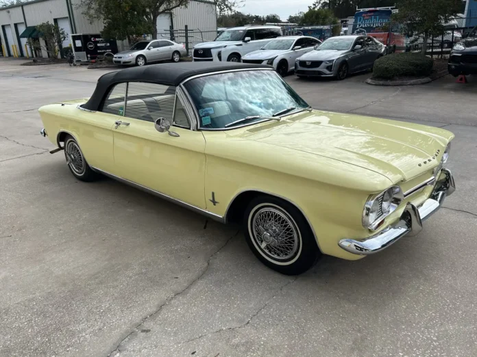 classic-corvair:-a-’64-monza-convertible-ready-to-cruise