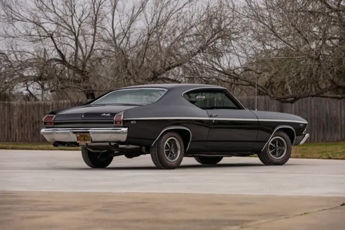 phantom-power:-a-’69-copo-chevelle,-one-of-three-legends